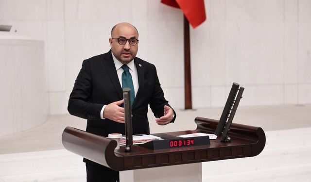 AK Partili Şahin: “Orta Doğu’daki çatışmalar bölgesel savaşa dönüşme riski taşıyor”