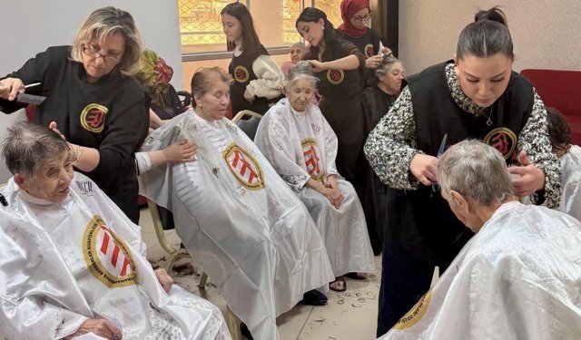 Kahramanmaraş'ta Huzurevinde Bayram Sevinci