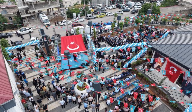 Onikişubat Belediyesi’nin Kale Gençlik Merkezi Yoğun Katılımla Hizmete Açıldı