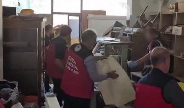 Kahramanmaraş’ta 42 Bin Sahte Pul Biber Etiketi Ele Geçirildi