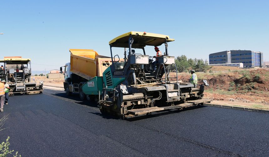 Kahramanmaraş'ta asfalt çalışmaları tüm hızıyla sürüyor!