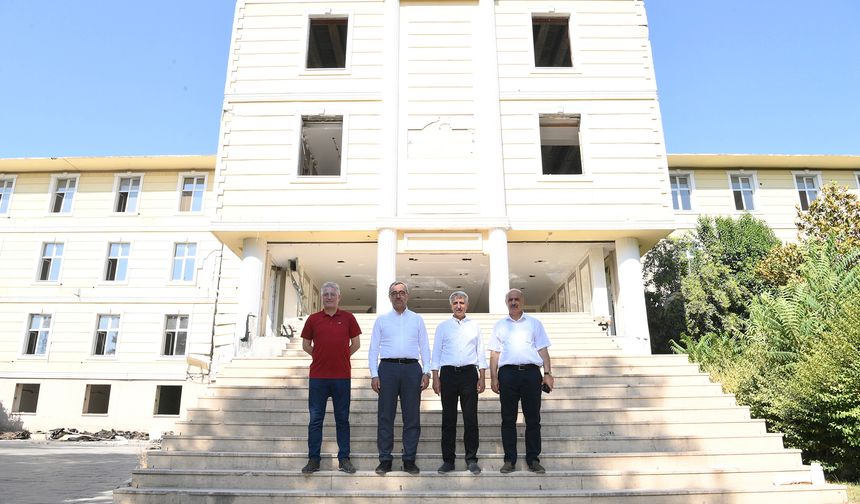 Başkan Güngör, “Yeni Valilik Binası Aynı Yerinde Yapılacak”