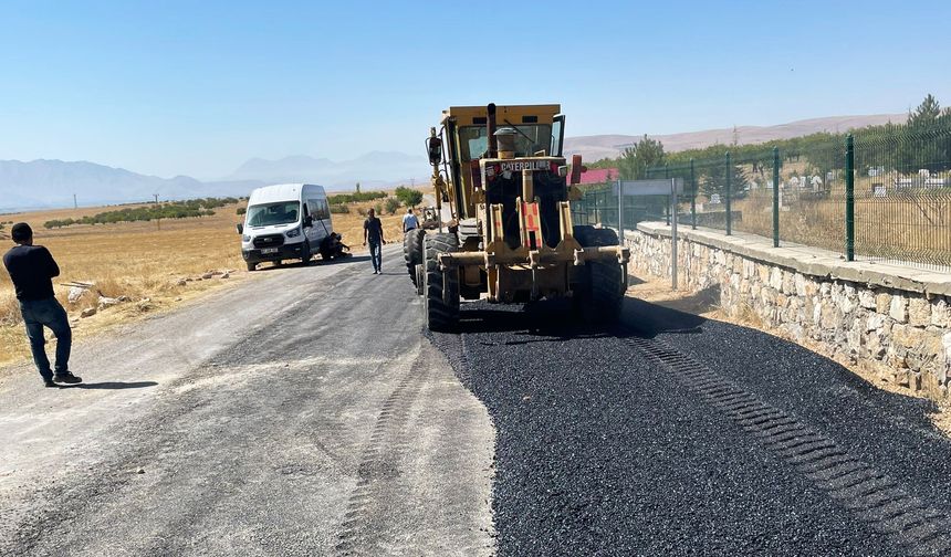 Büyükşehir, Elbistan’da Kırsal Mahallelerin Ulaşımını İyileştiriyor