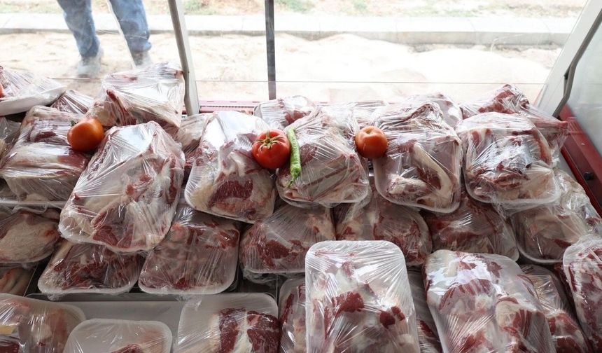 Elbistan Belediyesi'nin Et Tanzim Satış Noktası'nda etin kilosu yeni yılda da değişmedi
