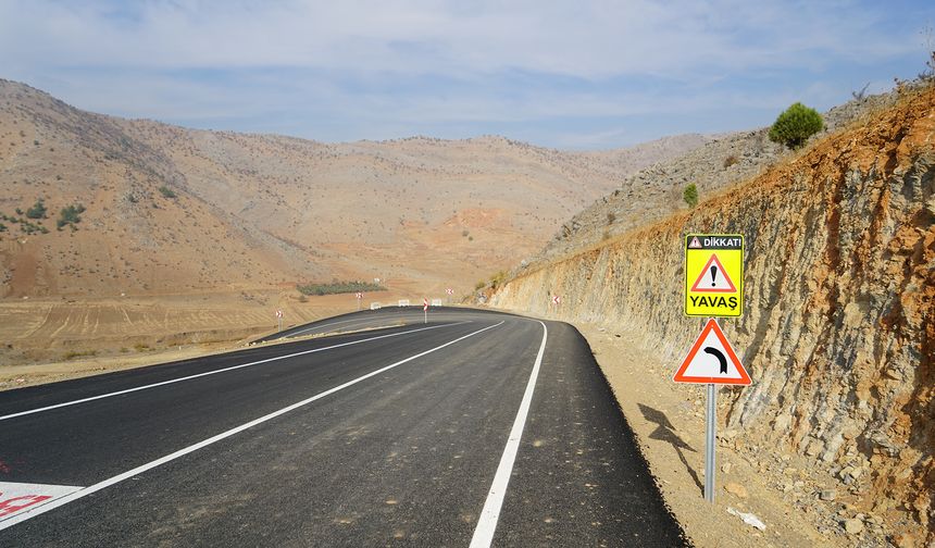 Büyükşehir, Türkoğlu Acil Durum Hastanesi Yolunu Tamamladı