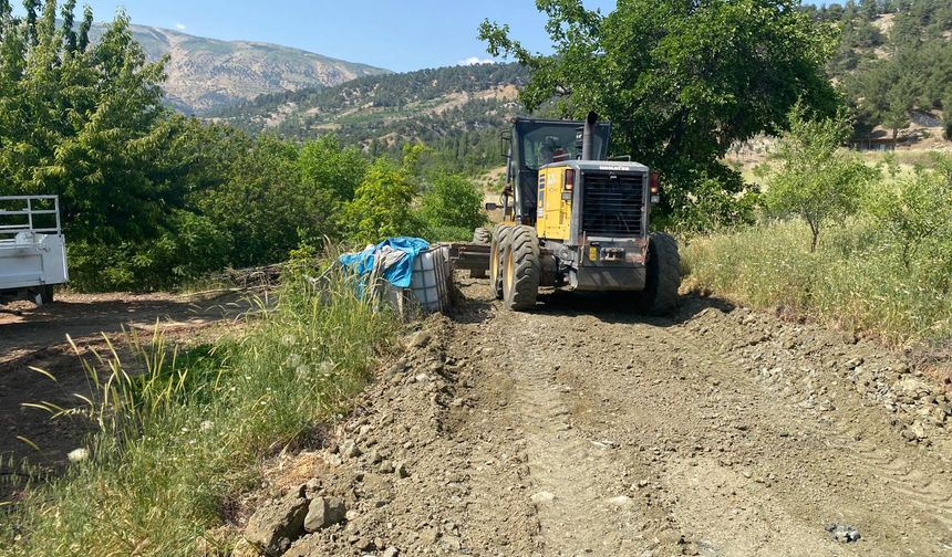 DULKADİROĞLU BELEDİYESİ KIRSAL MAHALLELERDE ALTYAPI ATAĞINI SÜRDÜRÜYOR