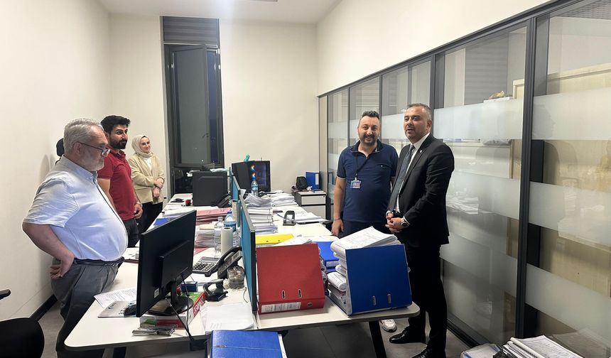 Başkan Toptaş’tan Yerinde Dönüşüm mesaisi yapan personele ziyaret