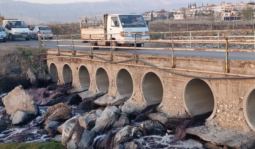 Kahramanmaraş'ın Aksu Çayı'nda Kirlilik