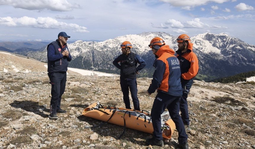 Kahramanmaraş’ta dağ yolunda kalp krizi: Helikopterle tahliye edildi