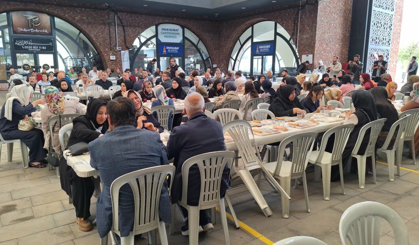 Onikişubat Belediyesi ve İHH, bayramda 250 yetim çocuğun yüzünü güldürecek