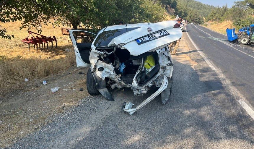 Kahramanmaraş’ta Traktör Ve Otomobilin Karıştığı Kazada 3 Kişi Yaralandı