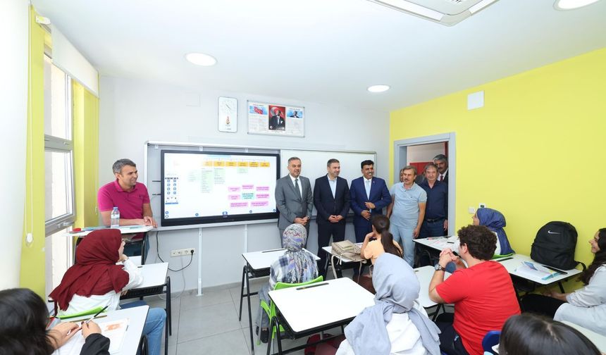 Onikişubat Belediyesi’nin Üniversite Hazırlık Kursu başvurularında son gün 7 Ağustos