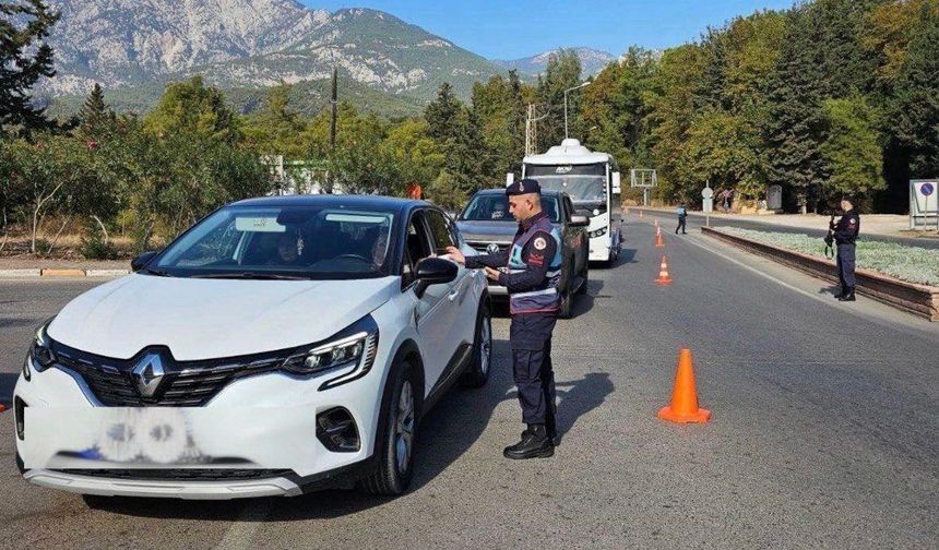 Kahramanmaraş Dahil 912 Kişi Yakalandı