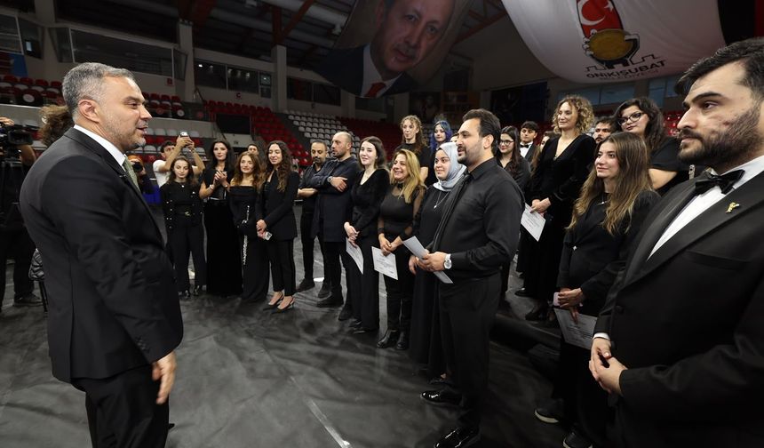 ONİKİŞUBAT BELEDİYESİ’NDEN CUMHURİYET’İN 103. YILINA 1300 SESLİ DEV KONSER