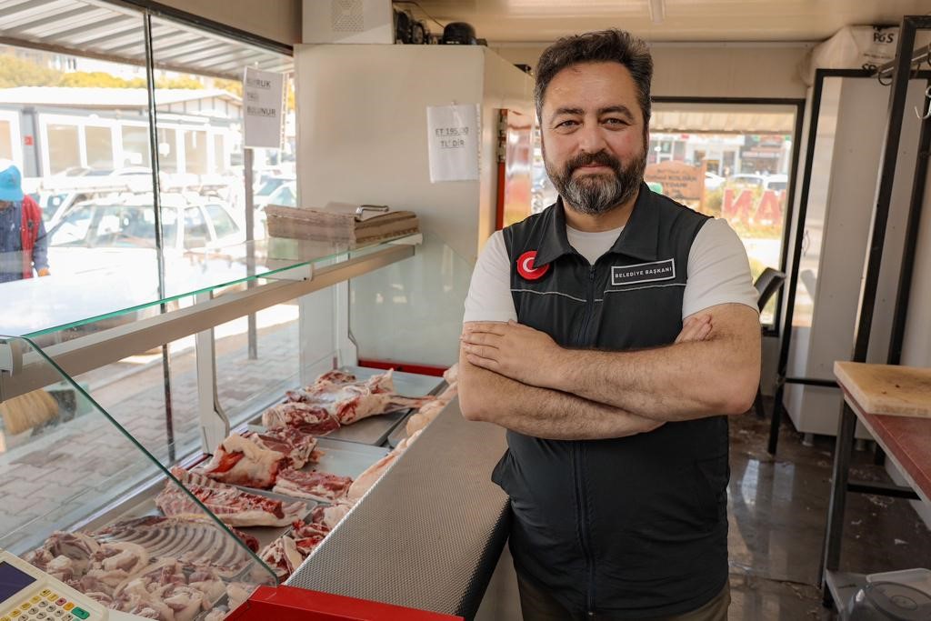 Elbistan Belediyesi'nin Et Tanzim Satış Noktası'nda etin kilosu yeni yılda da değişmedi